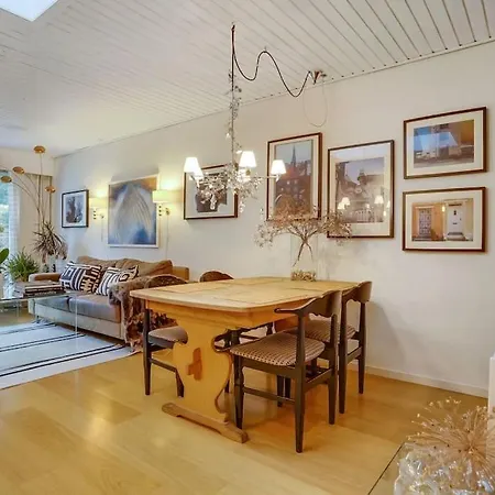 Lovely House With A View Of The Village Church * Odense